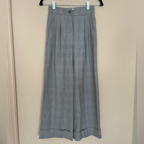 Pants - Wide leg aritzia trousers